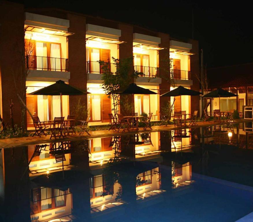 Villa Bukit Pinus Bogor Eksteriør billede